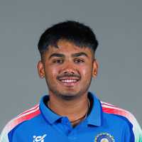 आयुष म्हात्रे
